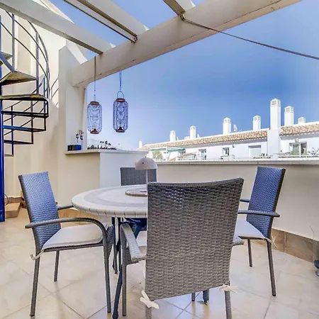 Rooftop Oasis Fuengirola